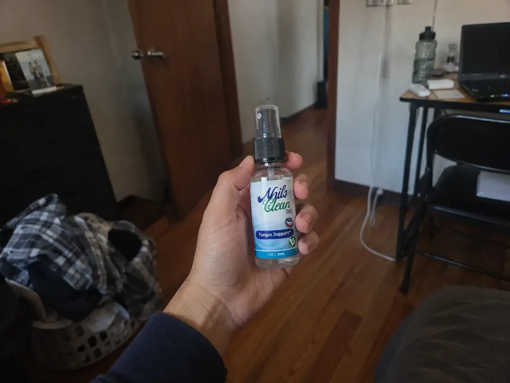 NailsCleanPro handheld