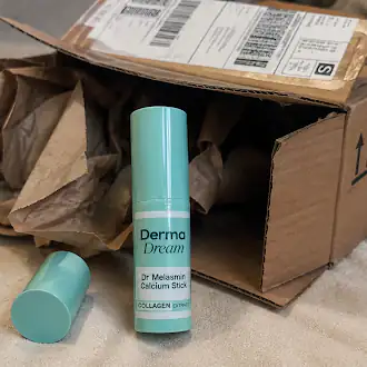 dr Melasmin Calcium Stick packages