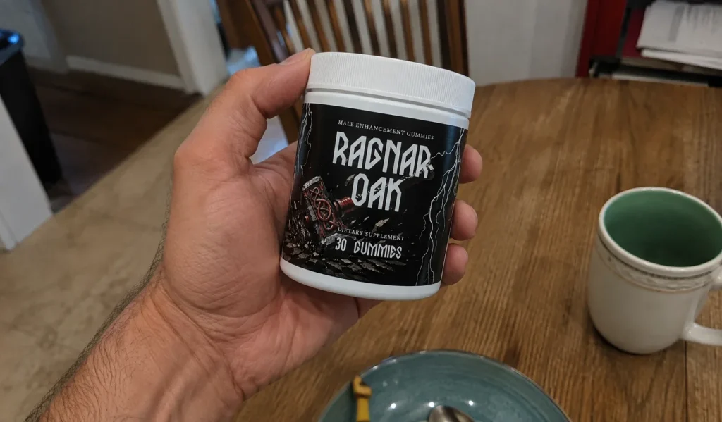 ragnar oak gummies in hand